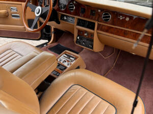 Bild 40/90 von Rolls-Royce Silver Spur (1988)