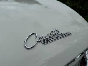 Image 30/52 of Chevrolet Corvette Sting Ray Convertible (1963)