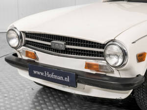 Image 20/50 of Triumph TR 6 (1973)