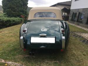 Image 14/14 de Jaguar XK 120 SE DHC (1954)