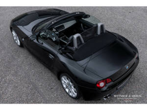 Immagine 25/30 di BMW Z4 2.5i (2005)