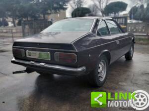 Image 5/10 de Lancia Beta Coupe 1300 (1979)