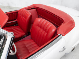 Image 19/31 of Mercedes-Benz 190 SL (1961)