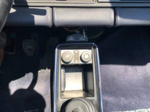 Image 23/50 of Porsche 911 Carrera 3.2 (1984)