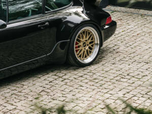 Imagen 51/95 de Porsche 911 Turbo 3.3 (1991)