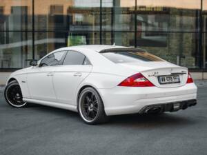 Image 6/7 of Mercedes-Benz CLS 63 AMG (2007)