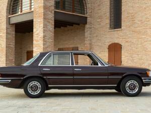 Image 5/50 of Mercedes-Benz 280 SE (1973)