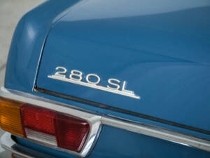 Image 37/50 of Mercedes-Benz 280 SL (1969)