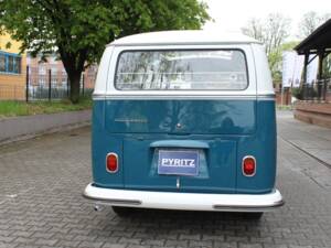 Image 25/26 of Volkswagen T1 Samba (1966)