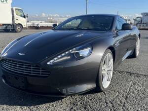 Image 1/44 of Aston Martin Virage (2011)