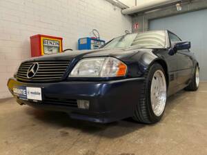 Image 3/21 de Mercedes-Benz SL 280 (1995)