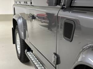 Bild 10/16 von Land Rover Defender 90 (2013)