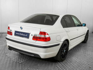 Image 27/50 de BMW 330xi (2002)