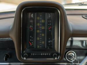 Image 50/50 of Mercedes-Benz 200 (1966)