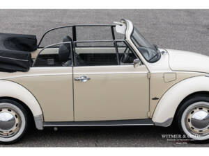 Bild 15/27 von Volkswagen Käfer 1303 LS (1974)