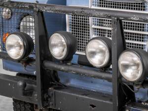 Image 24/50 of Land Rover 88 (1979)
