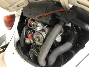 Bild 18/24 von Volkswagen Beetle 1200 L (1984)