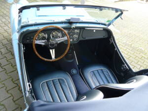 Image 2/18 of Triumph TR 3 (1956)