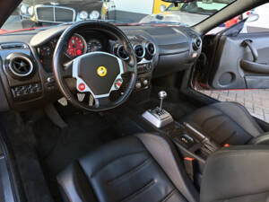 Bild 21/27 von Ferrari F 430 (2005)