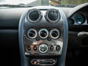 Image 23/41 of MG XPower SV (2007)