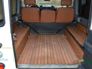 Image 11/50 of Land Rover Defender 90 TD4 (2008)