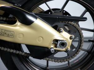 Bild 11/50 von Aprilia DUMMY (2002)