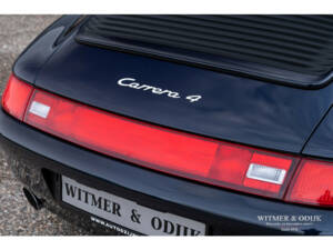 Image 8/35 of Porsche 911 Carrera 4 (1995)