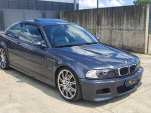 Image 3/42 of BMW M3 (2002)