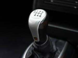 Image 37/50 of Porsche 911 Carrera 4S (2003)