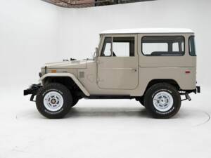 Imagen 8/15 de Toyota Land Cruiser FJ 40 (1972)