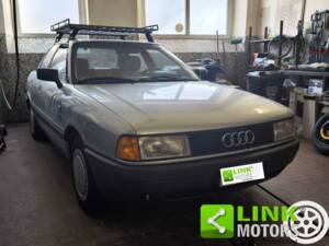 Image 3/10 de Audi 80 - 1.8S (1990)