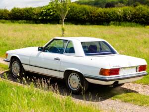 Bild 3/50 von Mercedes-Benz 560 SL (1986)