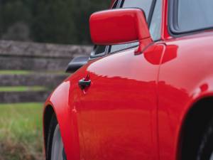 Image 9/34 of Porsche 911 Carrera 3.2 (1986)