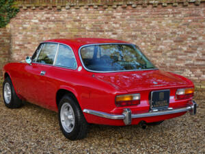 Bild 19/50 von Alfa Romeo 2000 GTV (1972)