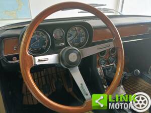 Image 10/10 de Alfa Romeo Giulia Nuova Super 1300 (1975)