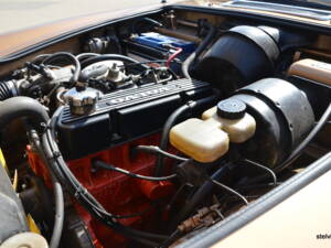 Image 22/29 de Volvo 1800 ES (1973)