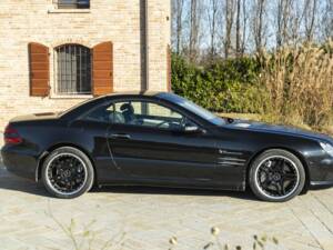 Imagen 5/50 de Mercedes-Benz SL 55 AMG (2002)