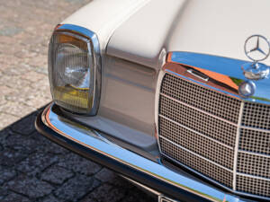 Bild 5/45 von Mercedes-Benz 220 (1969)