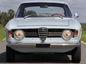 Immagine 23/50 di Alfa Romeo Giulia 1600 Sprint GT Veloce (1967)