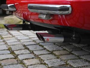 Image 15/34 de Ferrari 365 GTB&#x2F;4 Daytona (1970)