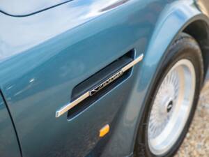 Bild 27/50 von Aston Martin V8 Vantage Volante X-Pack (1988)