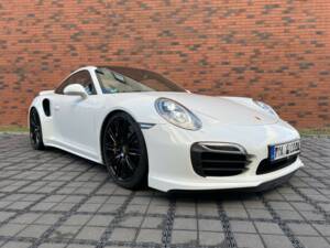 Image 8/27 of Porsche 911 Turbo S (2014)