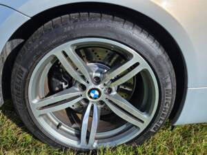 Image 35/63 de BMW M6 (2007)