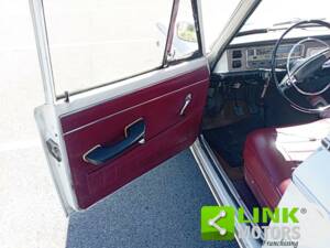 Image 4/10 de FIAT 1500 C (1966)