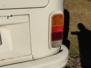 Bild 85/98 von Volkswagen T2b Kastenwagen (1979)