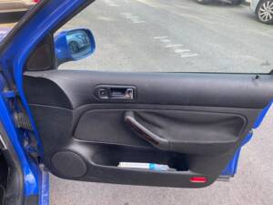 Bild 10/12 von Volkswagen Golf IV 1.8T GTI (2001)