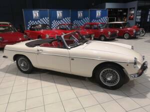 Image 7/44 de MG MGB (1963)