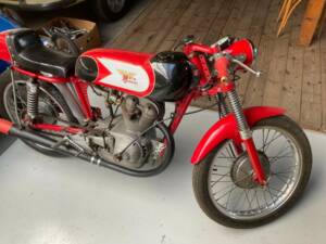 Bild 15/19 von Moto Morini DUMMY (1955)