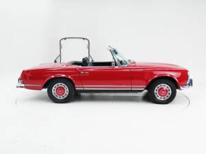 Image 15/15 of Mercedes-Benz 280 SL (1970)