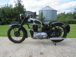 Immagine 2/46 di Triumph DUMMY (1946)